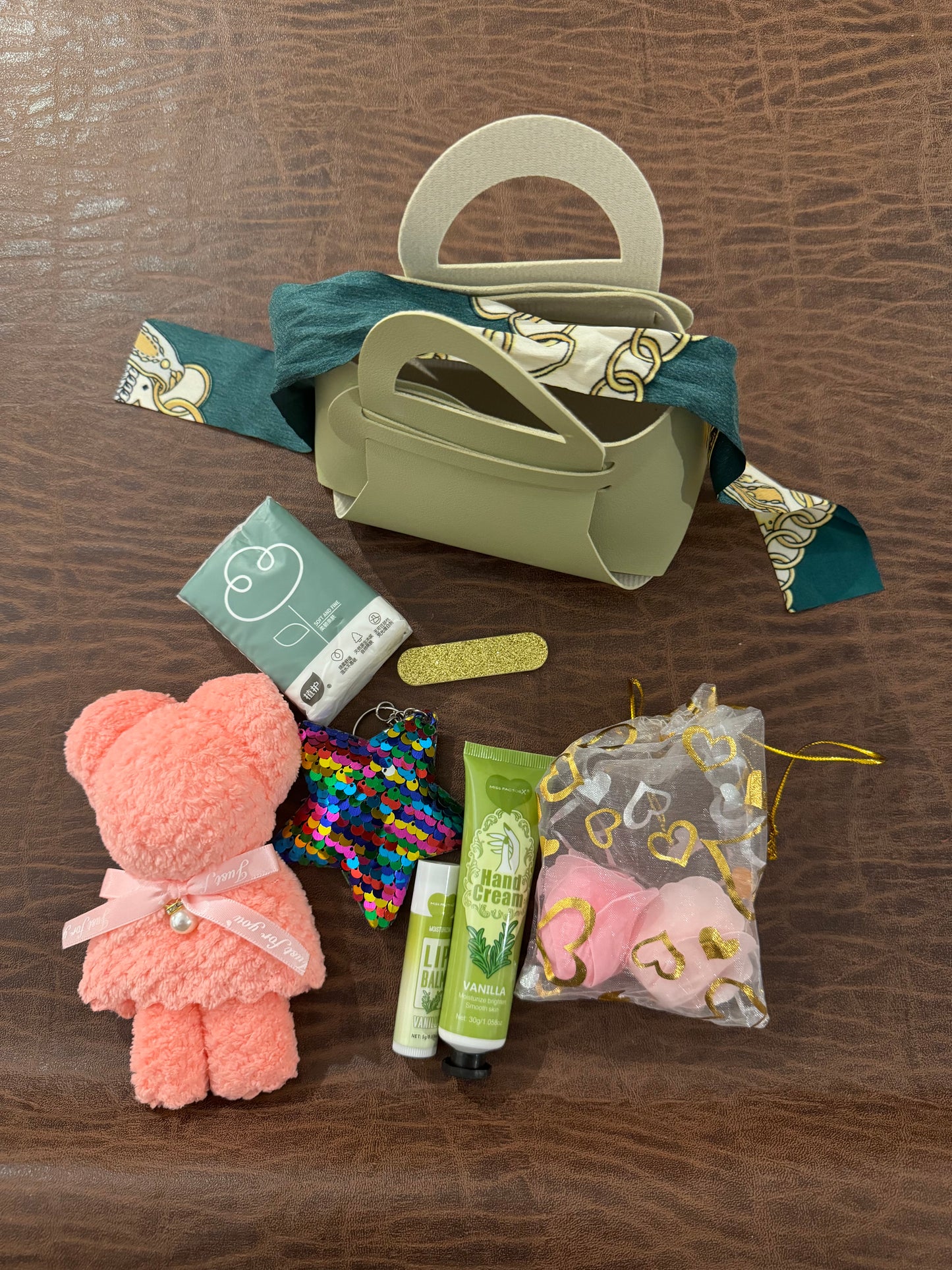 Towel bear gift bag